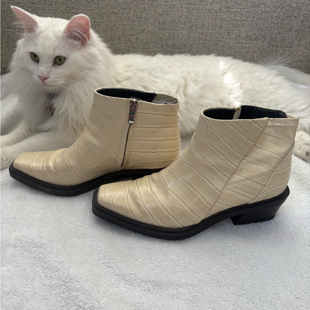 Elegant Cream Ankle Boots